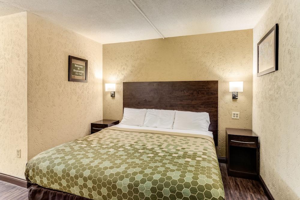 Econo Lodge Inn & Suites Бингемтон Экстерьер фото